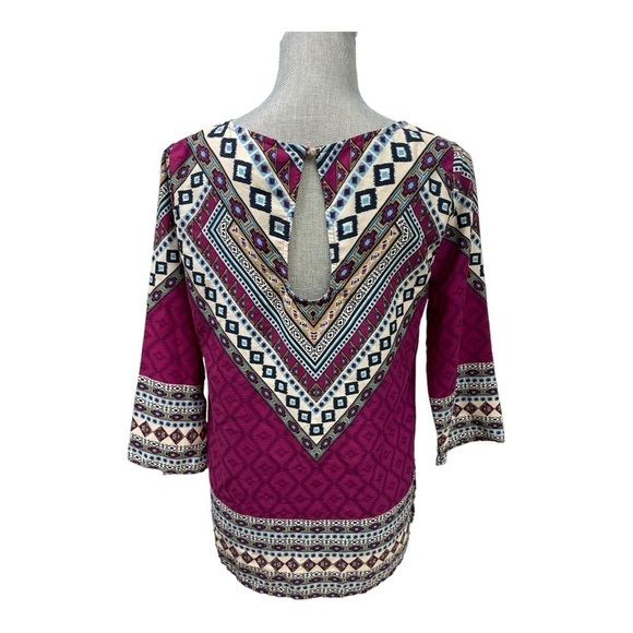PINK OWL Geometric Tribal Blouse
Multicolor 3/4 Sleeve Scoop Neck Top size M - Picture 3 of 12